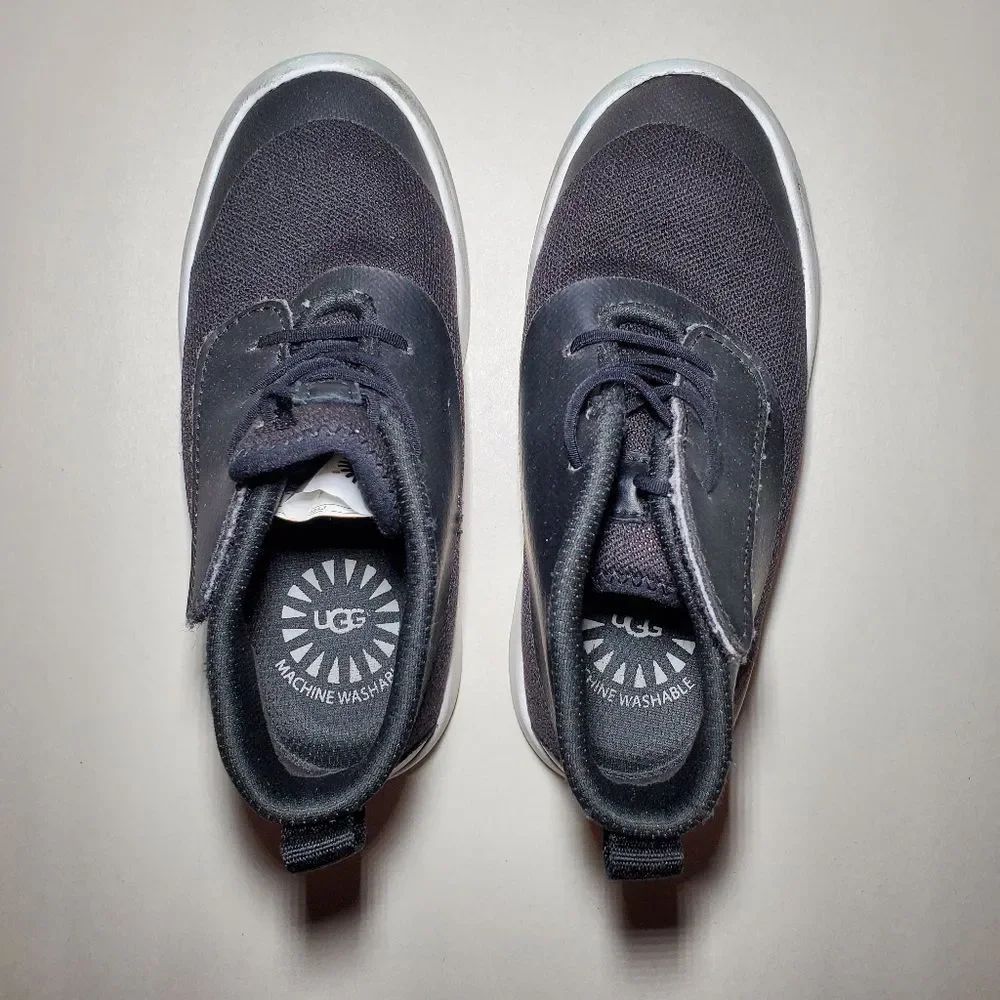 Ugg Seaway Chukka Lace Up Shoe Size 12 Girls